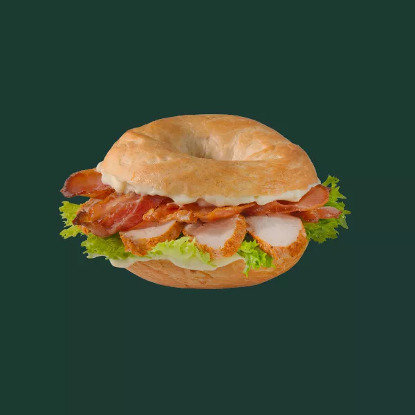 Bagel med kylling, bacon & og aioli
